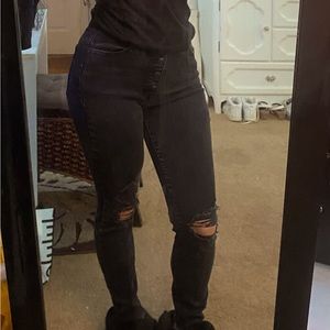 Aeropostale black distressed jeans